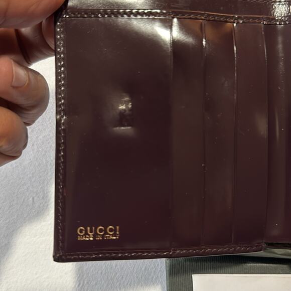 Authentic GUCCI Brown Leather Compact Bifold Wallet Gold Hardware W/ Box - Picture 9 of 10